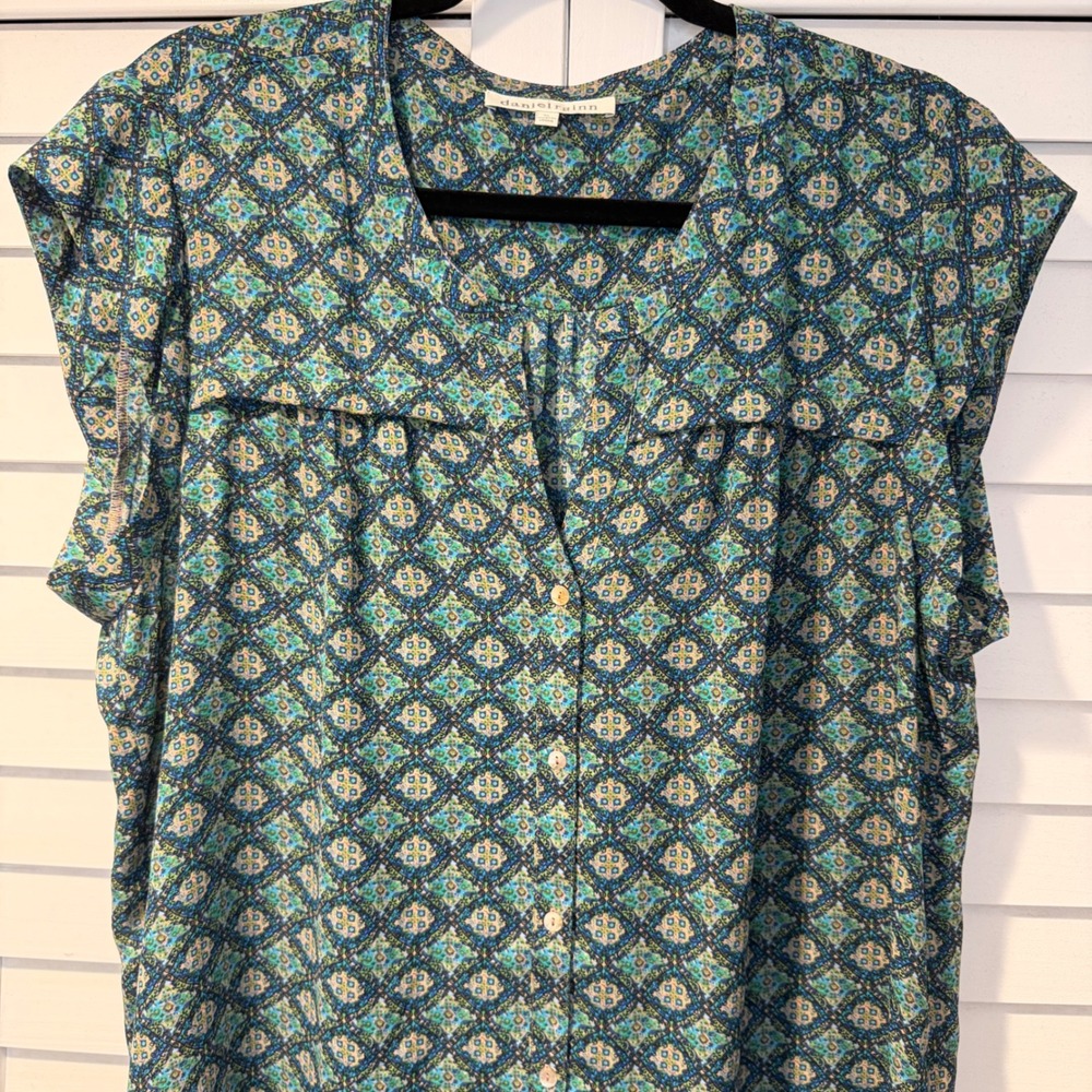 Daniel Rainn Geometric Print Button Front Blouse … - image 2